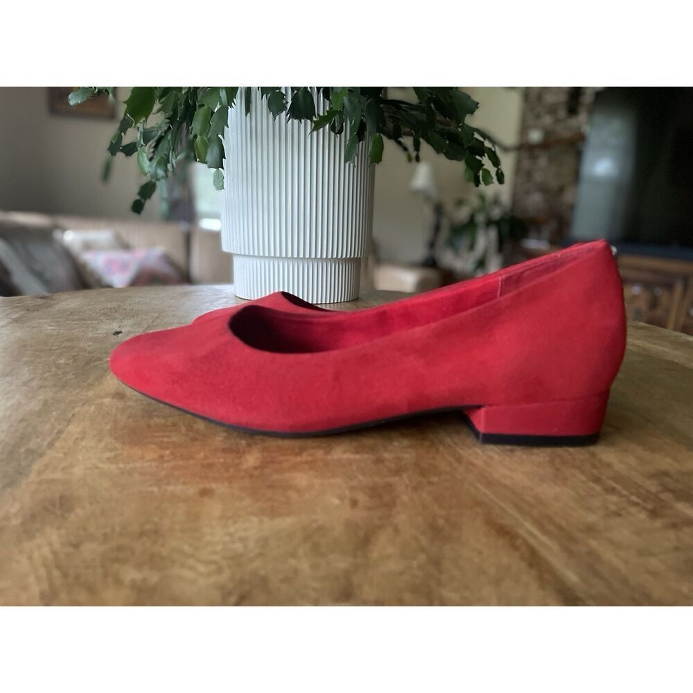 Alex Marie Red Suede Flat Pumps Almond Toe Women’s Size 8.5M